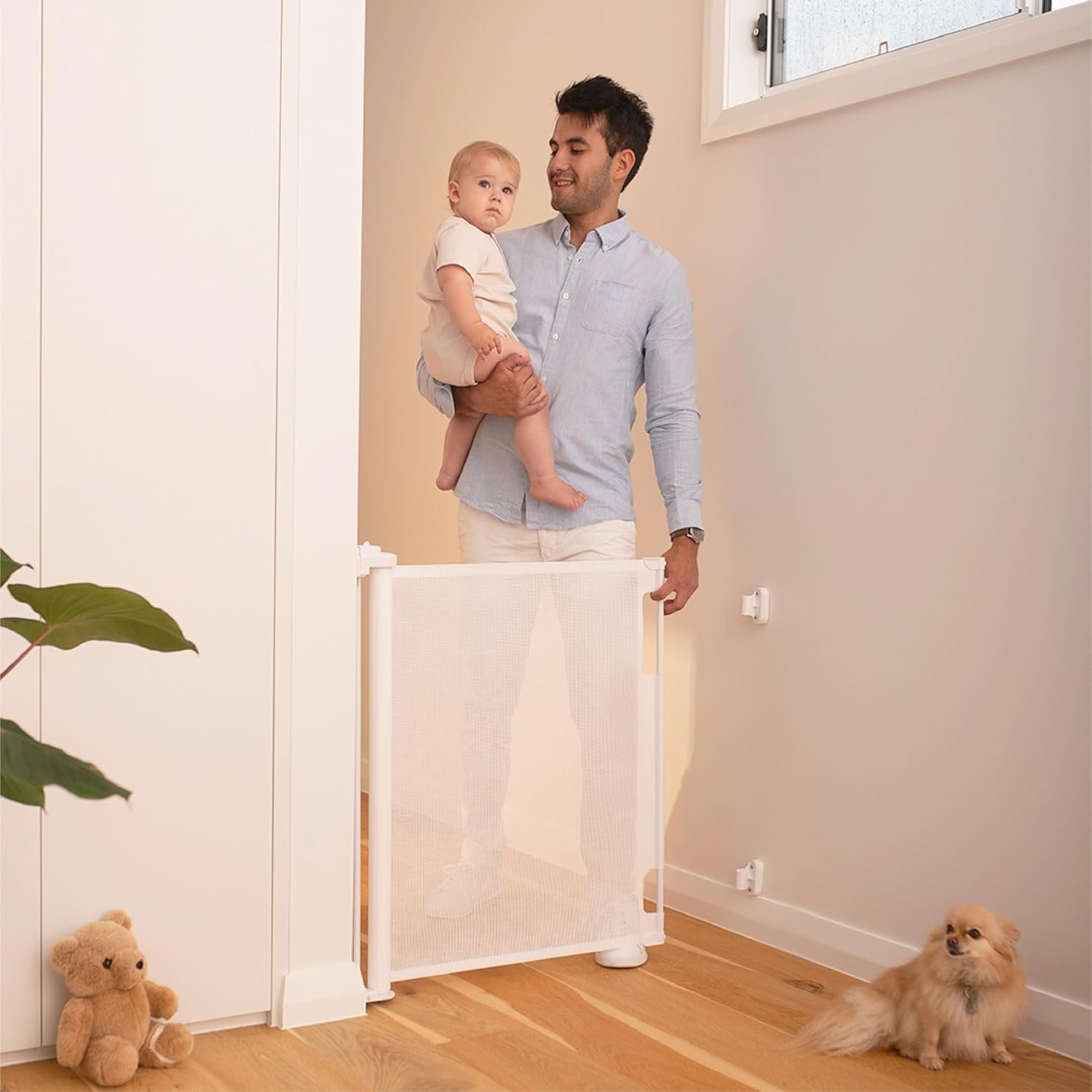 Retractable Baby Gate Perma Child Safety 33″ Tall x 55” Wide, Mesh, for Stairs, Doorways, Dogs, Pets, Indoor, Outdoor, One-Handed Operation, Locking, Easy Install, Hardware Mount, White